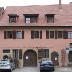 Kirchplatz 9, Friedhofseinfriedung
