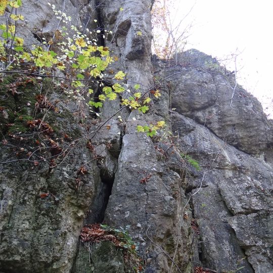 Schronisko za Filarkiem w Panieńskich Skałach