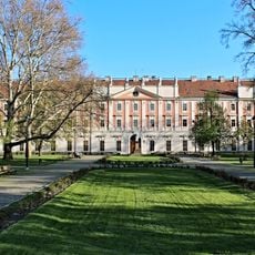 Park před Invalidovnou