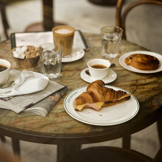 Cafe Boheme