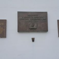 Pamětní deska prvním přednostům ústavů a klinik na Veterinární universitě v Brně