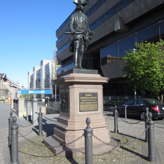 Statue of Leopold I, Prince of Anhalt-Dessau