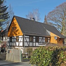 Residential building Tina-von-Brühl-Straße 21