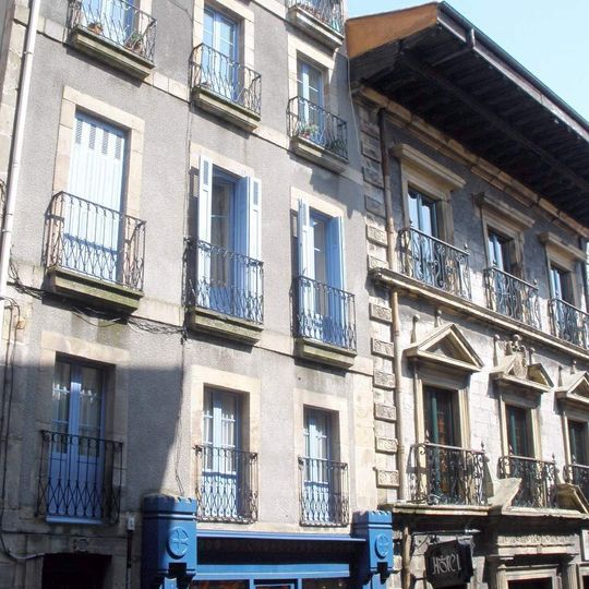 Casa Nagusia 3