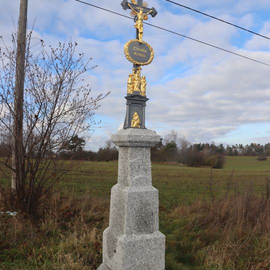 Kříž u silnice jižně od Nového Telečkova