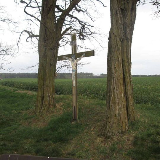 Kříž severně od Kakejcova