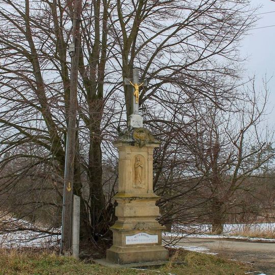 Kříž u Cakova na rozcestí