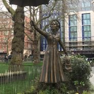 Berühmte Filmfiguren als Statuen weltweit