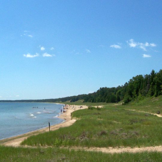 Whitefish Dunes State Park