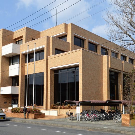 Ogaki City Public Library