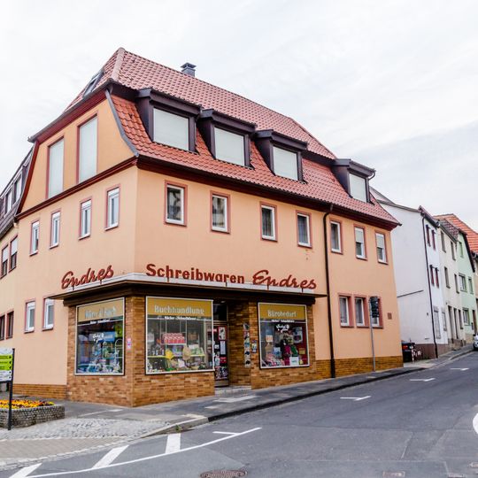 Gehört zum Ensemble Bahnhofstraße