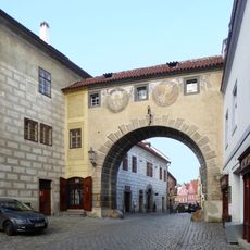 Skybridge over Latrán street