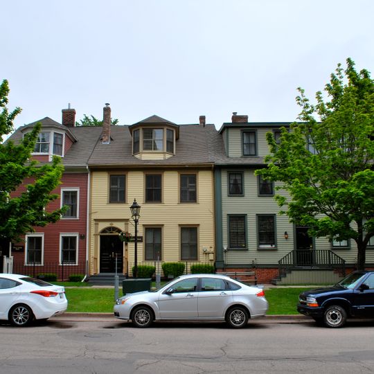 Perkins House, Inns on Great George