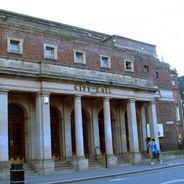 Newcastle upon Tyne: Kuzey İngiltere'nin kültürel mekânları, stadyumları ve anıtları