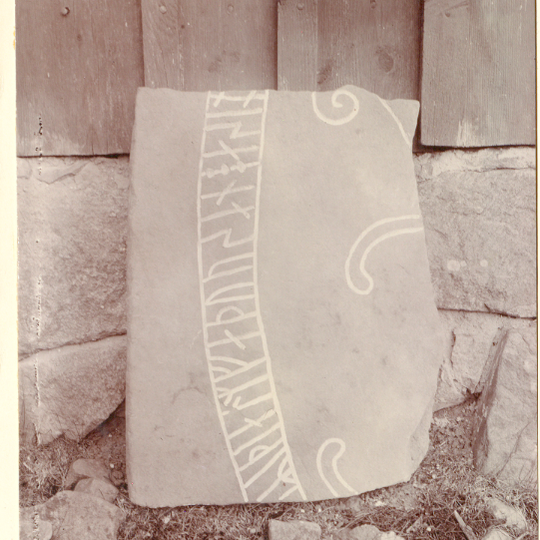 Uppland Runic Inscription 1137