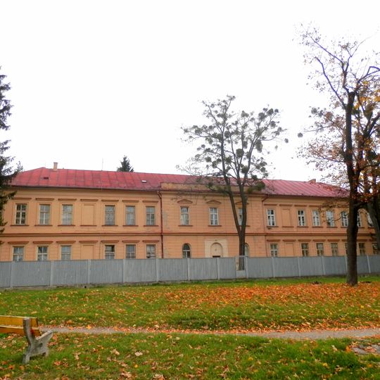 Delostrelecké kasárne, budova veliteľská I.