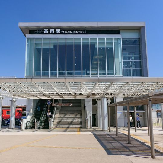 Takaoka Station