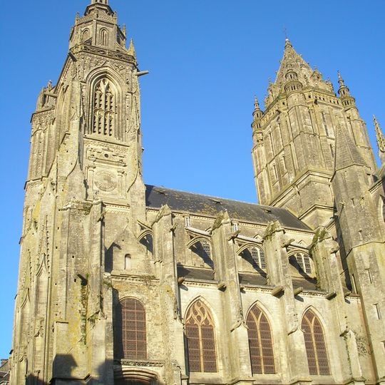 Église Saint-Pierre de Coutances