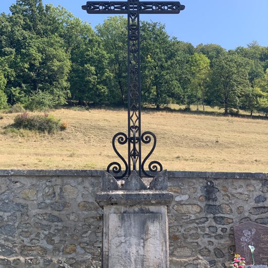 Cemetery cross of Lochieu