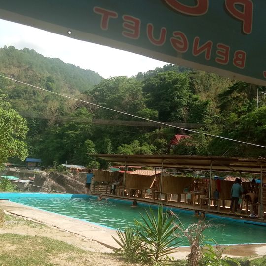 Highland Groove Resort