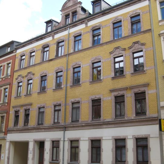 Mietshaus in geschlossener Bebauung Lutherstraße 55