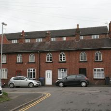 35-41, London Street