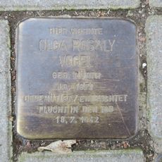 Stolperstein en memoria de Olga Rosaly Vogel