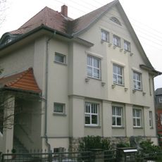 Villenartiges Wohnhaus mit Garten und Einfriedung Liliencronstraße 12