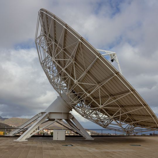 Satellite dish, Museo de la Ciencia y el Cosmos