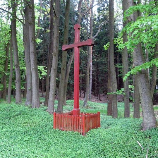 Kříž u Lomanské hájovny