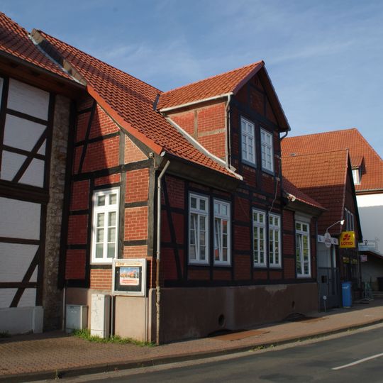 Dammstraße 2