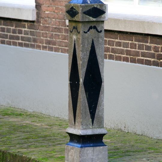 Stoeppaal met ketting