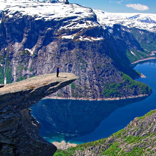 Trolltunga