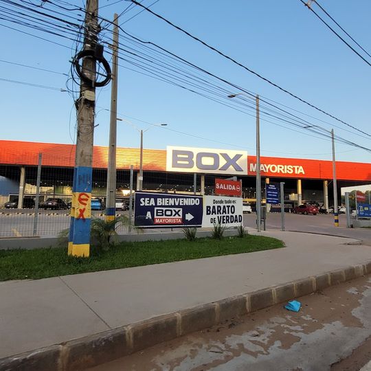 Super Box Mayorista Luque
