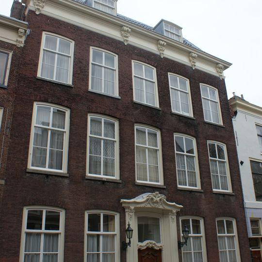 Hogewoerd 144, Leiden