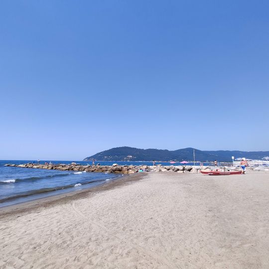 Spiaggia di Marinella di Sarzana