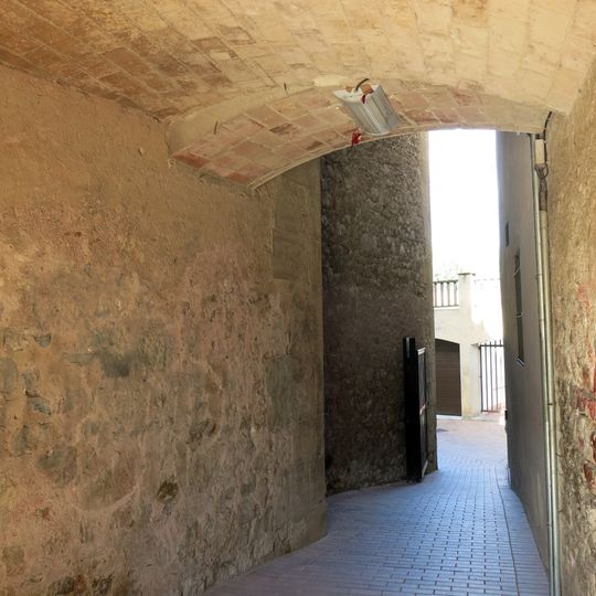 Conjunt plaça i carrer dels Estrangers