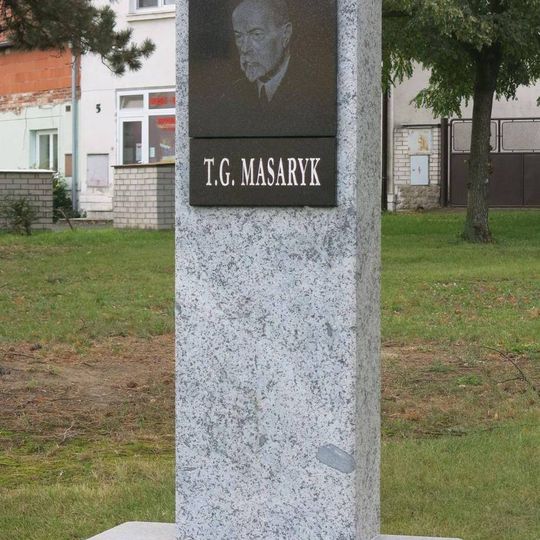 Masarykův pomník v Tišicích