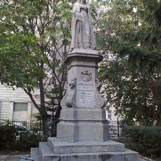 Monument to Lady Bălașa