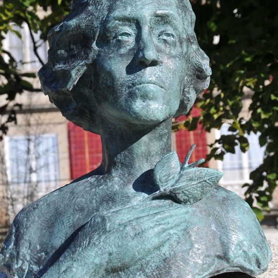 Bust of Maria Ondina Braga