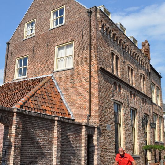 Bloemendaal 5-7, Zaltbommel