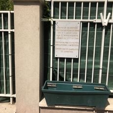 Plaque commémorative de destructions d'habitations dans Saint-Ouen-sur-Seine