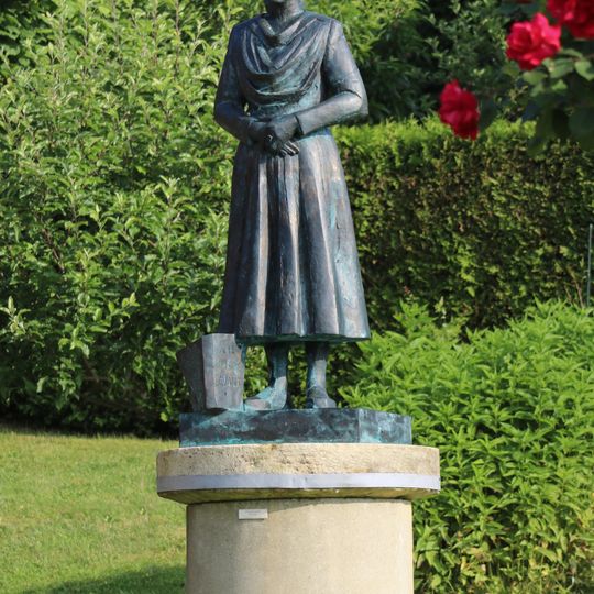 Christine-Lavant-Statue