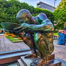 Statue