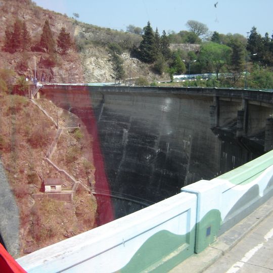 Los Molinos Dam