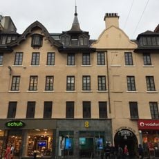 110, 112, 114 Argyle Street