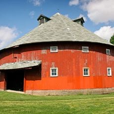 Frank Senour Round Barn