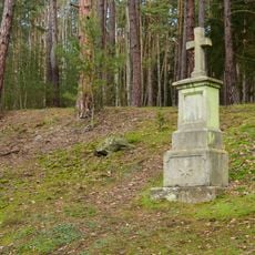 Kříž západně od Strážovic nad Čoubovým mlýnem