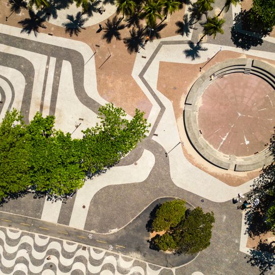 Piso de Pedra Portuguesa Mosaico de Burle Marx da Praça Julio de Noronha