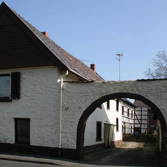 Hüttenstraße 17